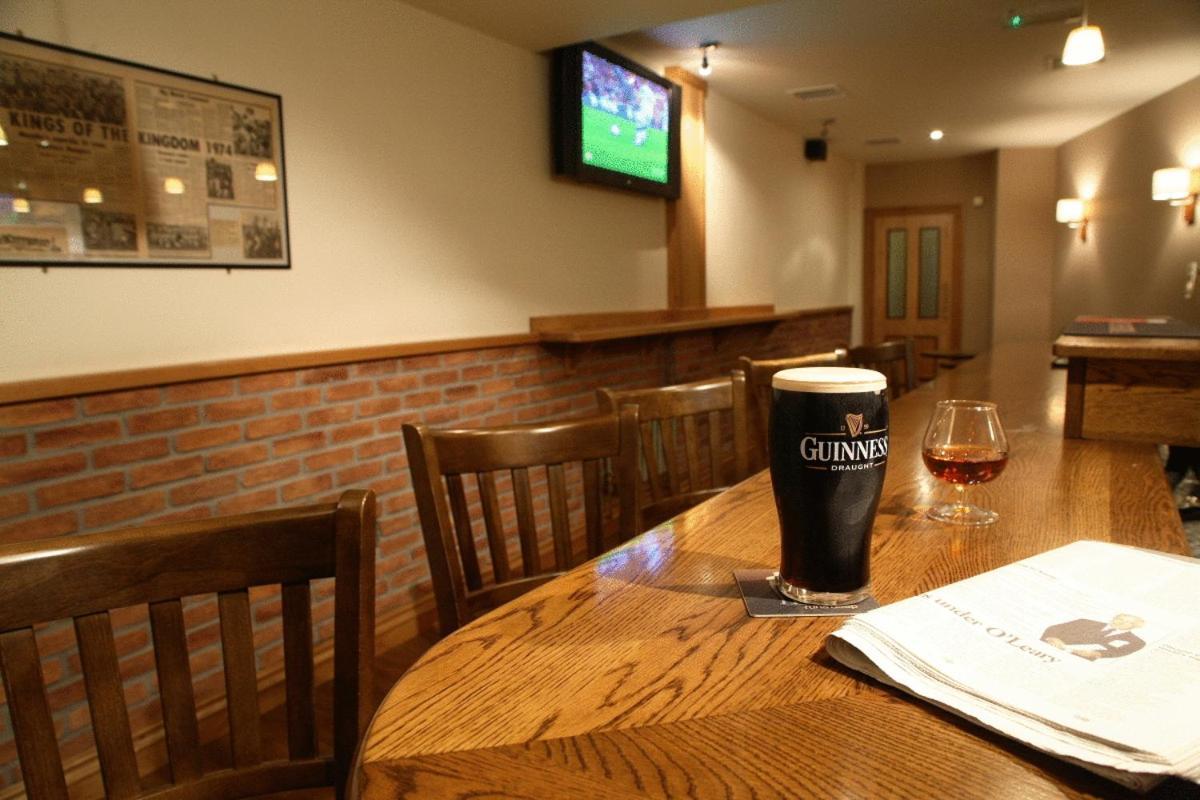Coachmans Townhouse Hotel Kenmare Buitenkant foto